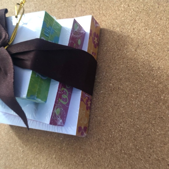 Tiered Memo Pad - Picture 2 of 5